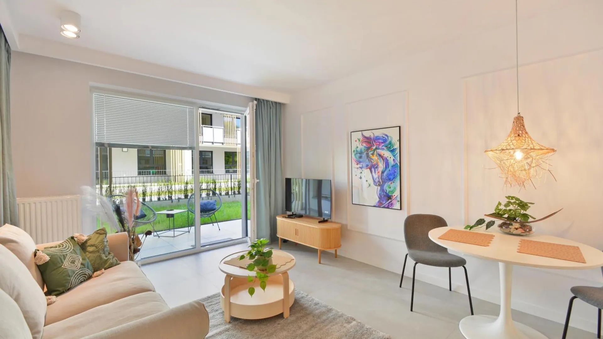Rentplanet - Apartament Miejski Las Kolobrzeg 0*,