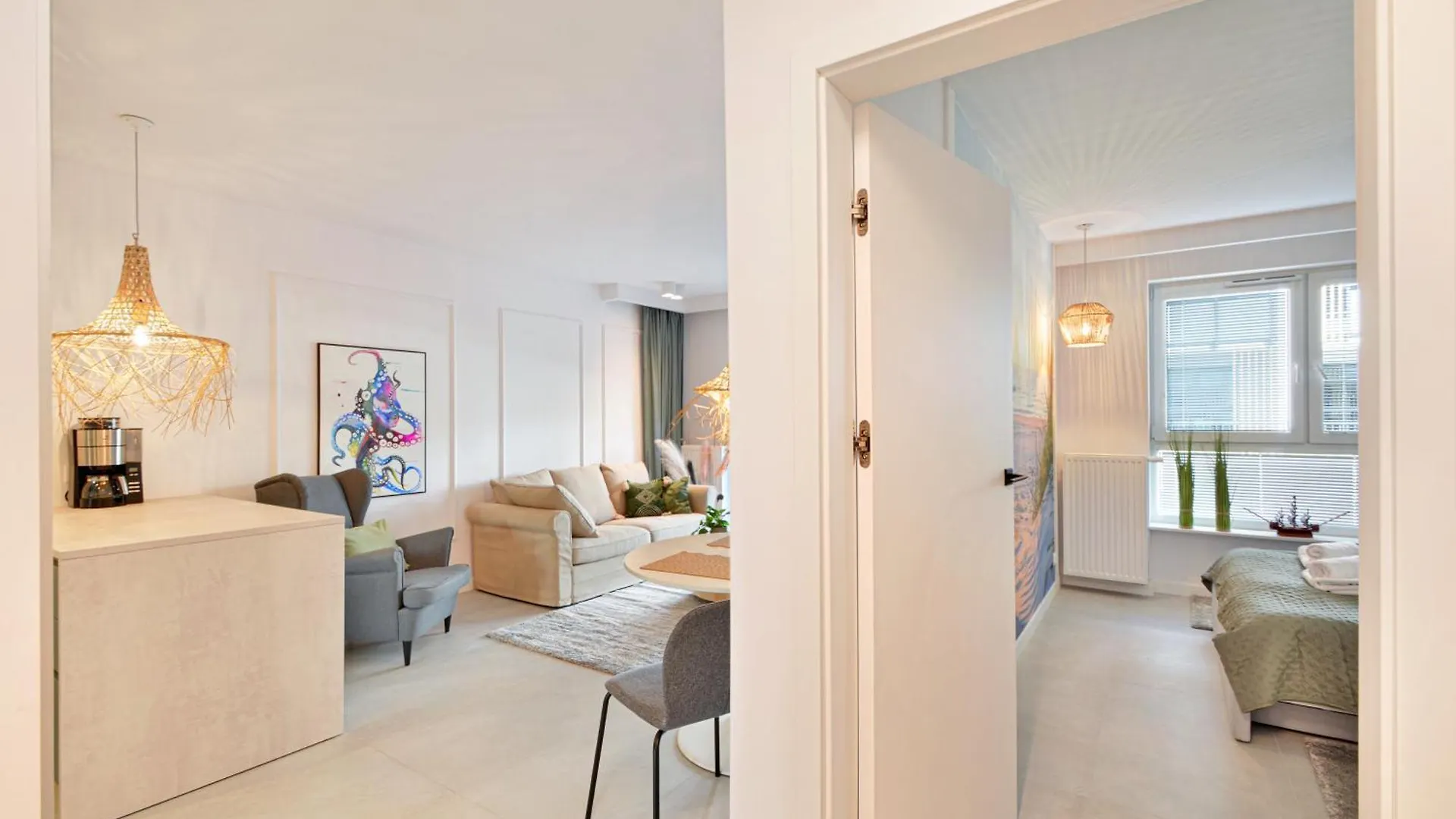 Rentplanet - Apartament Miejski Las Kolobrzeg Apartment
